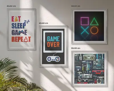 Tavelvägg med 4 tavlor med motiv för spelrum