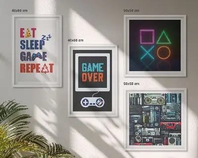 Tavelvägg med 4 tavlor med motiv för spelrum