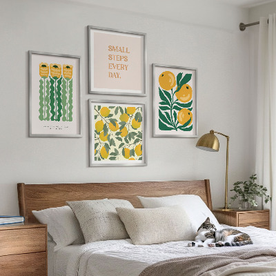 Tavelvägg ovanför soffa Växtmönster med blommor