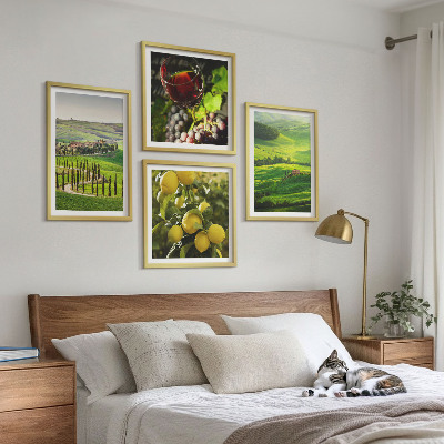 Tavelvägg ovanför soffa Italienska landskap med citruskullar