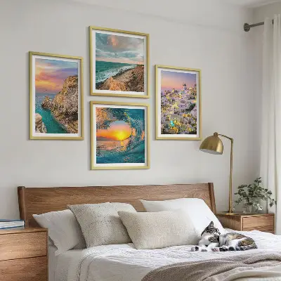 Havsvågor vid vita hus i Santorini tavlor i set om 4 stycken