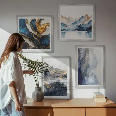 Blått bergslandskap tavla för vägg ovanför soffa