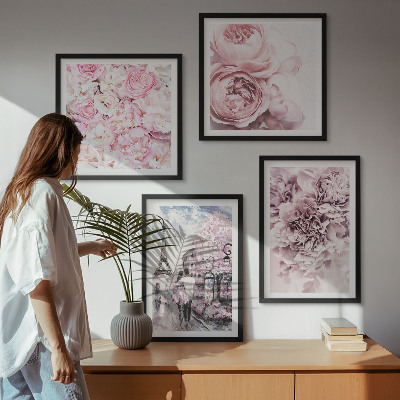 Tavelvägg ovanför soffa Blommor rosa romantiskt landskap