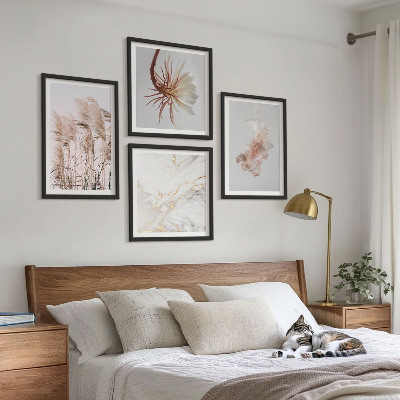 Tavelvägg ovanför soffa Elegant gräsblommor i marmor
