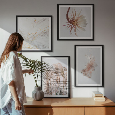 Tavelvägg ovanför soffa Elegant gräsblommor i marmor