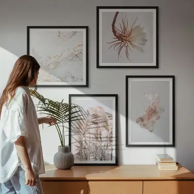 Tavelvägg med gräsblommor i marmor elegant motiv för tavla ovanför soffan