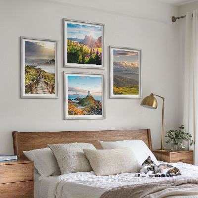 Tavelvägg ovanför soffa Bergblommor himmelstig