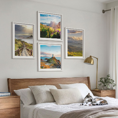 Tavelvägg ovanför soffa Bergblommor himmelstig