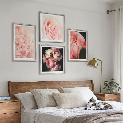 Tavelvägg ovanför soffa Pastellrosa flamingos