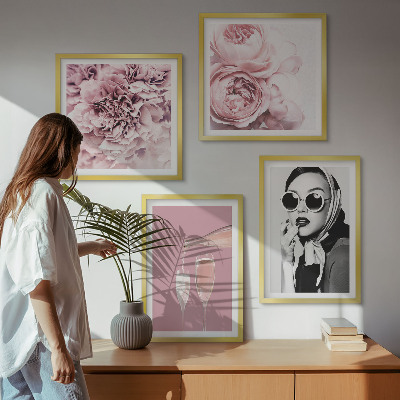 Tavelvägg med 4 tavlor Blommor pioner rosor elegans