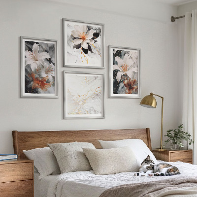 Tavelvägg ovanför soffa Blommor marmor vit svart