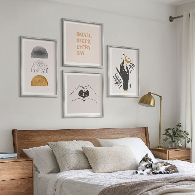 Tavelvägg ovanför soffa Minimalistiska boho-illustrationer