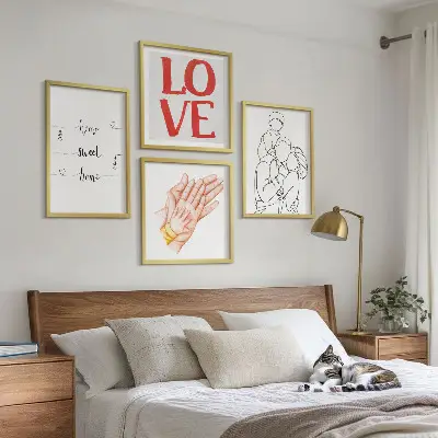Familjeillustrationer och husskyltar tavelvägg för placering ovanför soffa