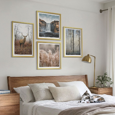 Tavelvägg ovanför soffa Skogslandskap av vild natur