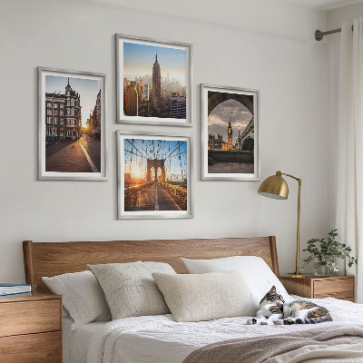 Tavelvägg ovanför soffa Målningsset med utsikt över London
