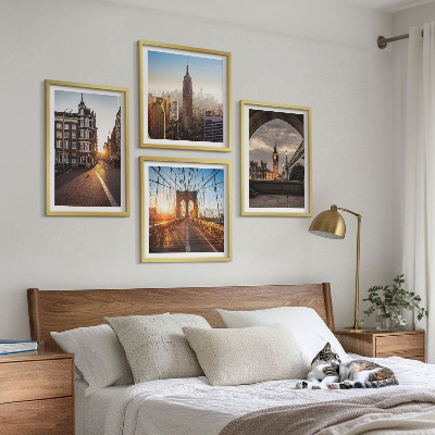 Tavelvägg ovanför soffa Målningsset med utsikt över London