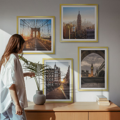 Tavelvägg ovanför soffa Målningsset med utsikt över London