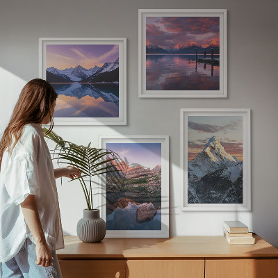 Set om 4 tavlor Bergslandskap i bakgrunden