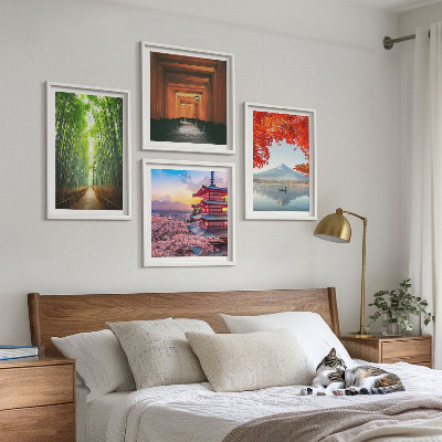 Tavelvägg ovanför soffa Fuji torii bambuskog Japan