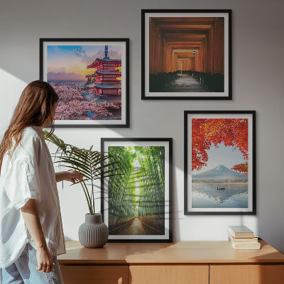 Tavelvägg ovanför soffa Fuji torii bambuskog Japan