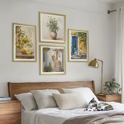 Tavelvägg med 4 tavlor med motivet Citronstadens arkitektur
