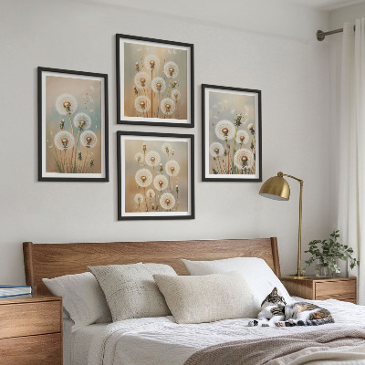 Tavelvägg ovanför soffa Pastellfärgade maskrosblommor