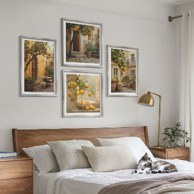 Tavelvägg ovanför soffa Citrusträdgård i solen
