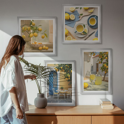 Tavelvägg ovanför soffa Citroner lemonad blå dörr