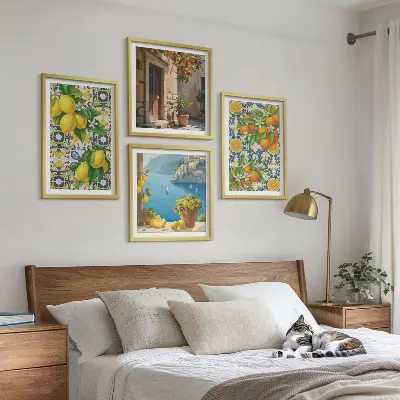 Tavelvägg med 4 tavlor med motiv av citroner, blommor och apelsiner från Italien