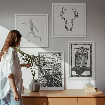 Tavelvägg ovanför soffa Inspiration Skrik Dödskalle Uggla