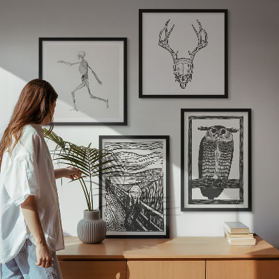Tavelvägg ovanför soffa Inspiration Skrik Dödskalle Uggla