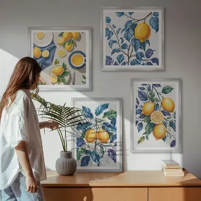 Tavelvägg med 4 tavlor med motiv av citrongrenar med blå blad