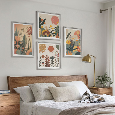 Tavelvägg ovanför soffa Boho växtmönster med varma färger