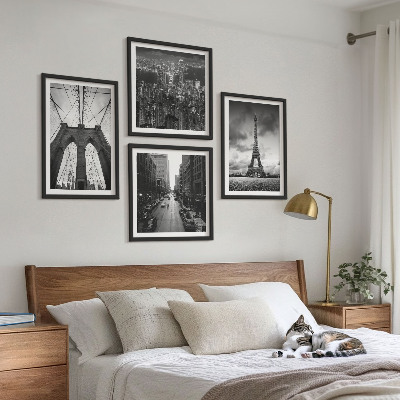 Set om 4 tavlor Monokromatiska brotorn