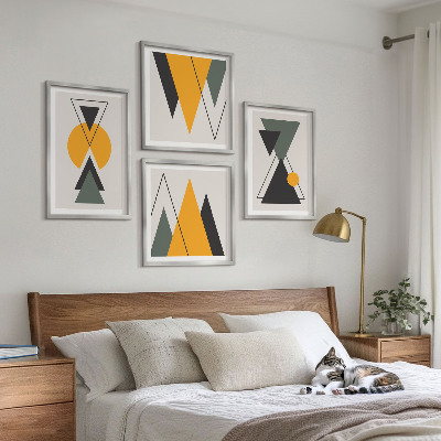 Tavelvägg ovanför soffa Abstrakta geometriska former
