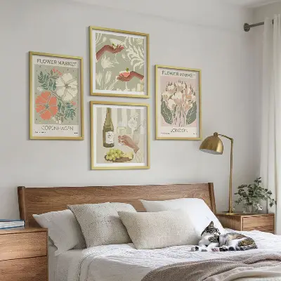 Blommiga posters i vintagestil set om 4 stycken tavlor