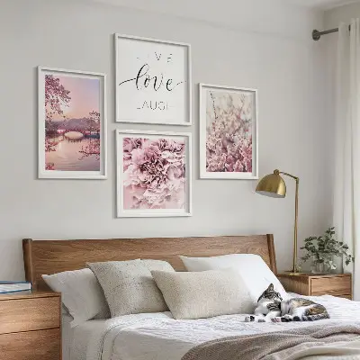 Blomsterbron Livsinspiration tavelvägg för placering ovanför soffa