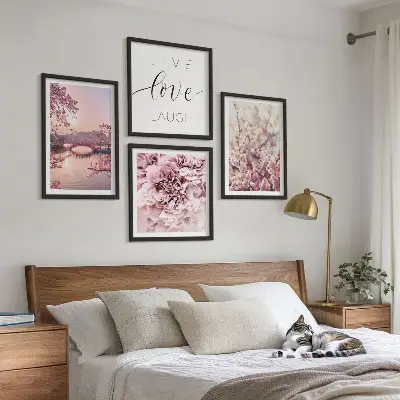 Blomsterbron Livsinspiration tavelvägg för placering ovanför soffa