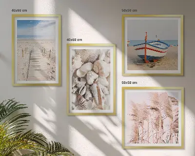 Tavelvägg för soffa med motiv av strandbåtar, snäckor och gräs i boho-stil