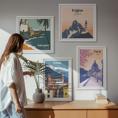 Tavelvägg med 4 tavlor Berg retro arkitektur illustrationer