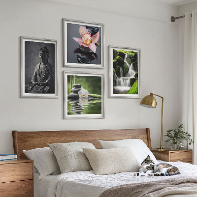 Tavelvägg ovanför soffa ZEN-målningar vattenstenar Buddha