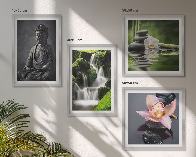 Tavelvägg ovanför soffa ZEN-målningar vattenstenar Buddha