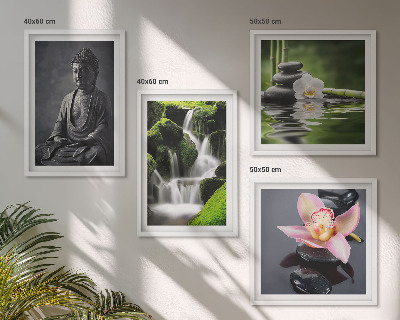 Tavelvägg ovanför soffa ZEN-målningar vattenstenar Buddha
