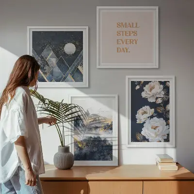 Tavelvägg med 4 tavlor med abstrakta berg och blommor
