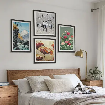 Tavelvägg med 4 motiv berg, vattenfall, fåglar och blommor