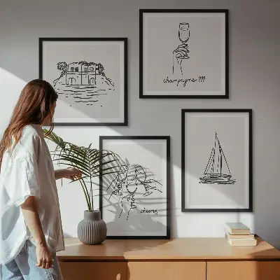 Tavelset med motiv av hus vid vattnet och segelbåt set om 4 tavlor