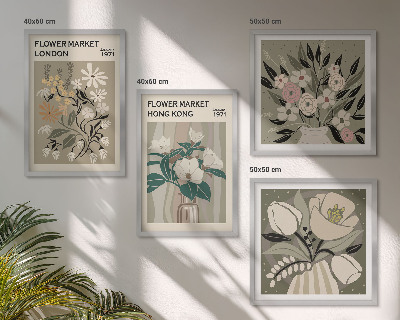 Tavelvägg ovanför soffa Blommiga illustrationer London Hongkong