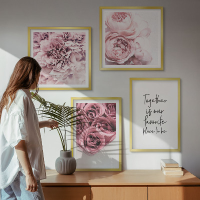 Tavelvägg ovanför soffa Blommor buketter av rosor hem inskription