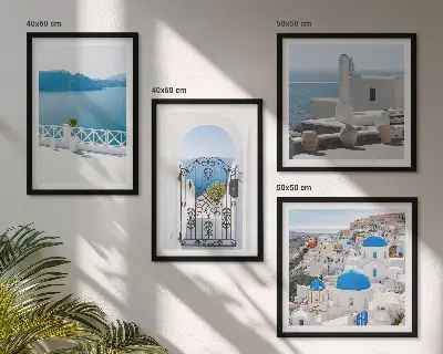 Tavelvägg med motiv av byggnader vid Vita havet i Grekland tavelvägg ovanför soffa