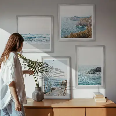 Utsikt över havet och landskapet set om 4 tavlor